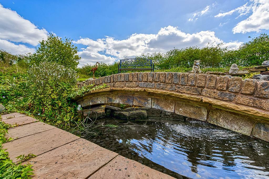 Garden &amp; Grounds