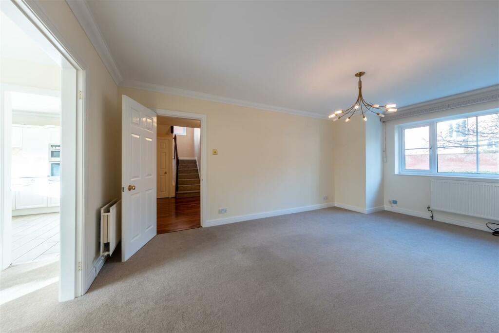 7 The Acreage-007.jpg