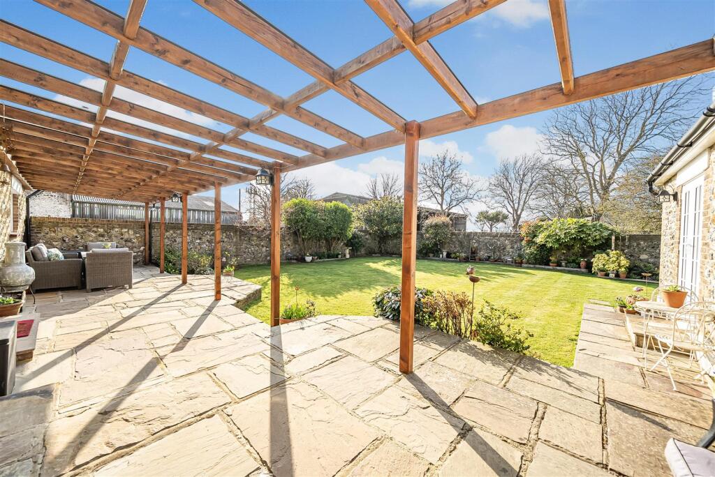 Patio &amp; Garden