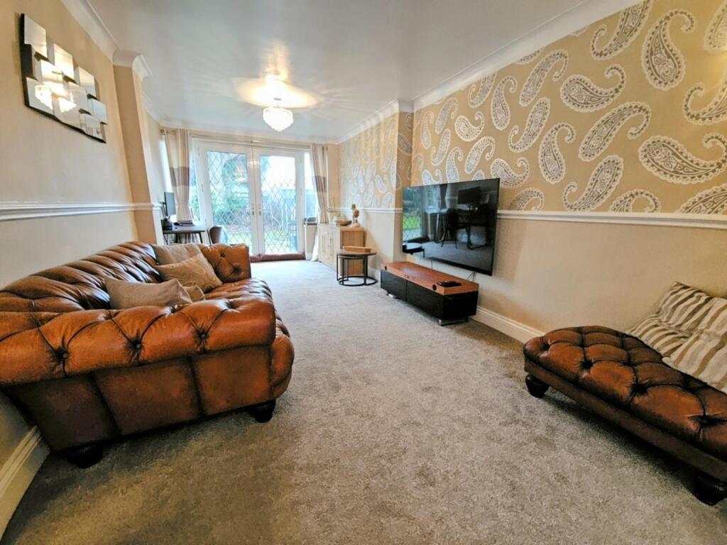 Open-plan Living/Dining Room