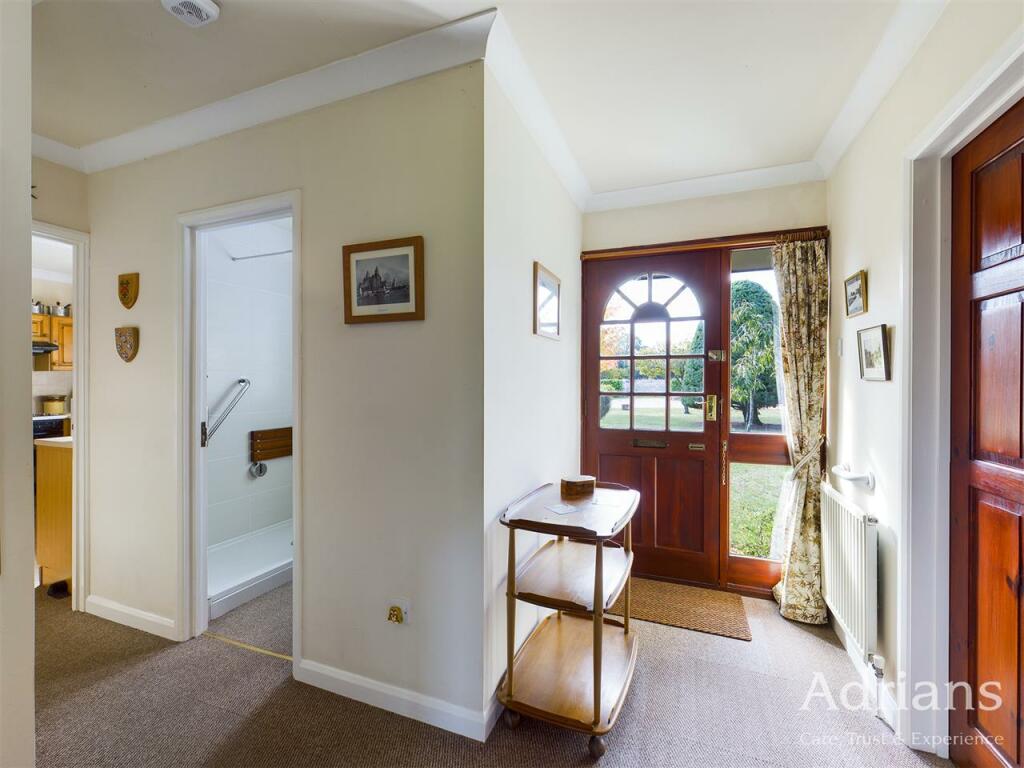 ENTRANCE HALL