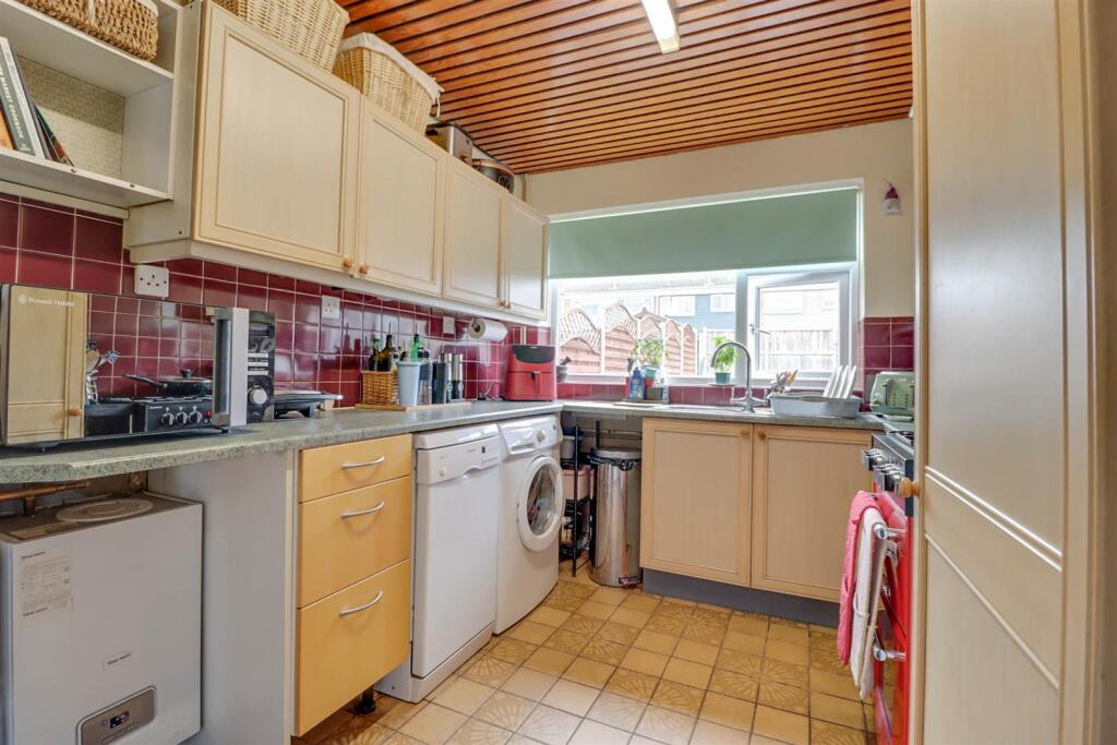 9 SUDBROOK CLOSE_-3.jpg