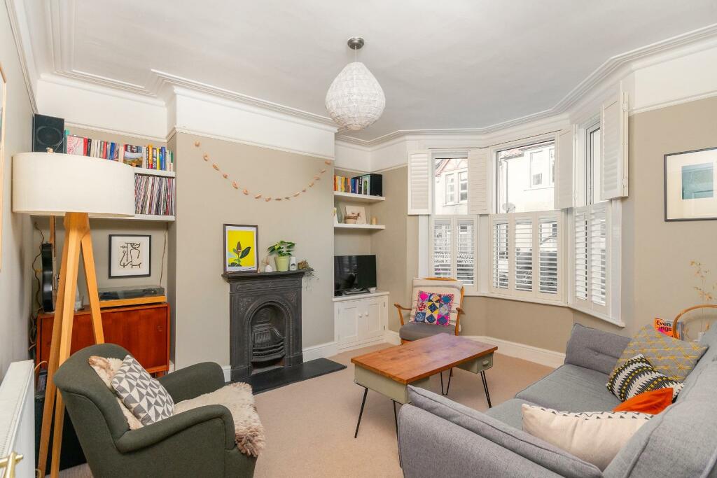 0D9RBR - Living Room C.jpg