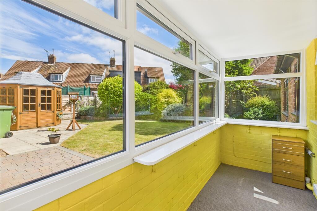 CAM03162G0-PR0274-STILL017