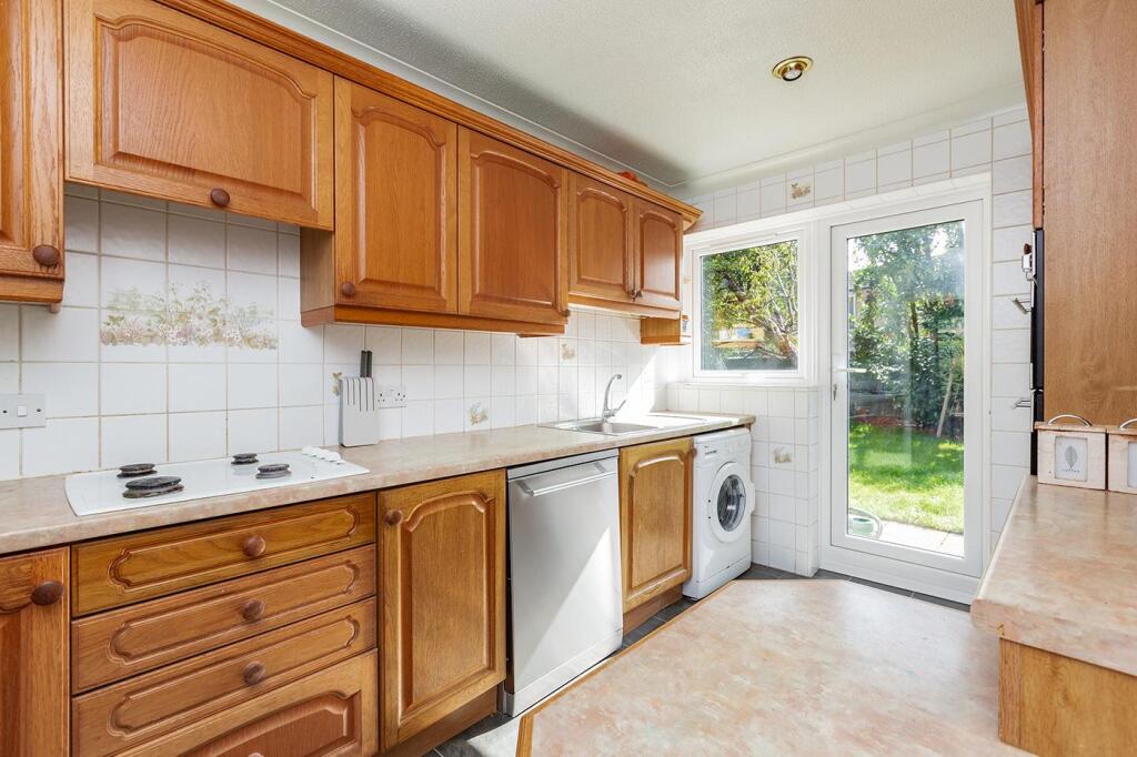 62 Caling Croft-LR16.jpg