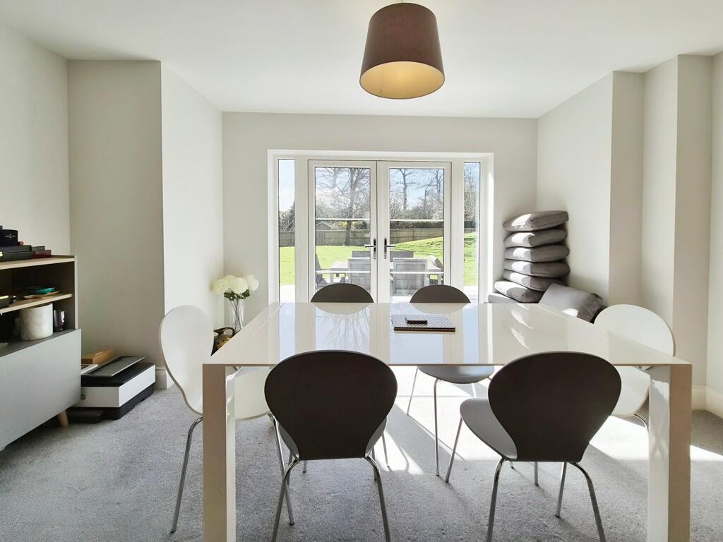 bc3f8532-10000252...