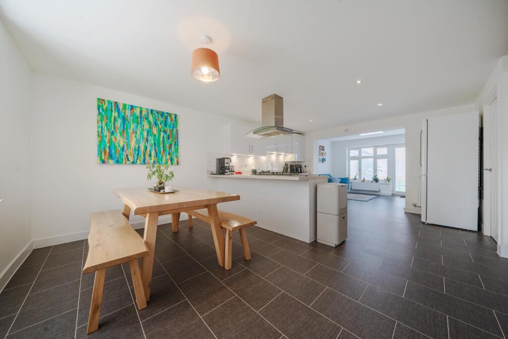 15-1349621-15-68c93c13ba2ed-ARW-15