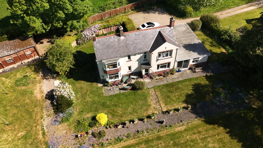 dji_fly_20250506_102010_0014_1746546219679_photo