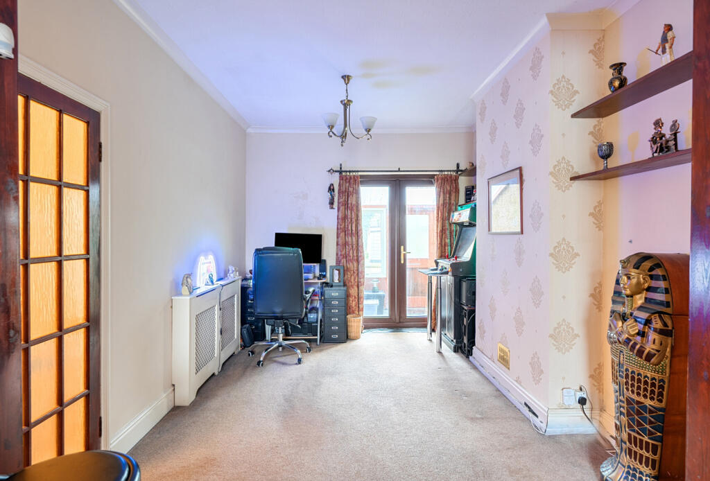 1394220-9-694a895...