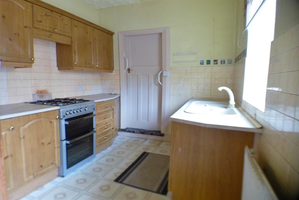 Kitchen 2