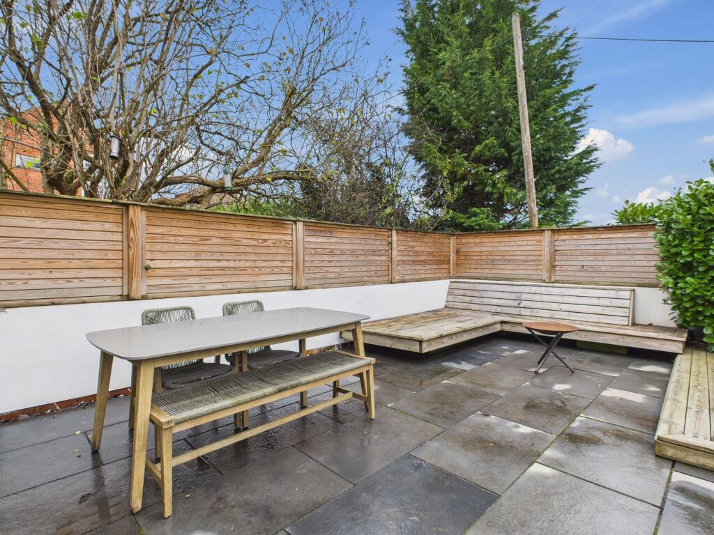 Outside Entertaining Area