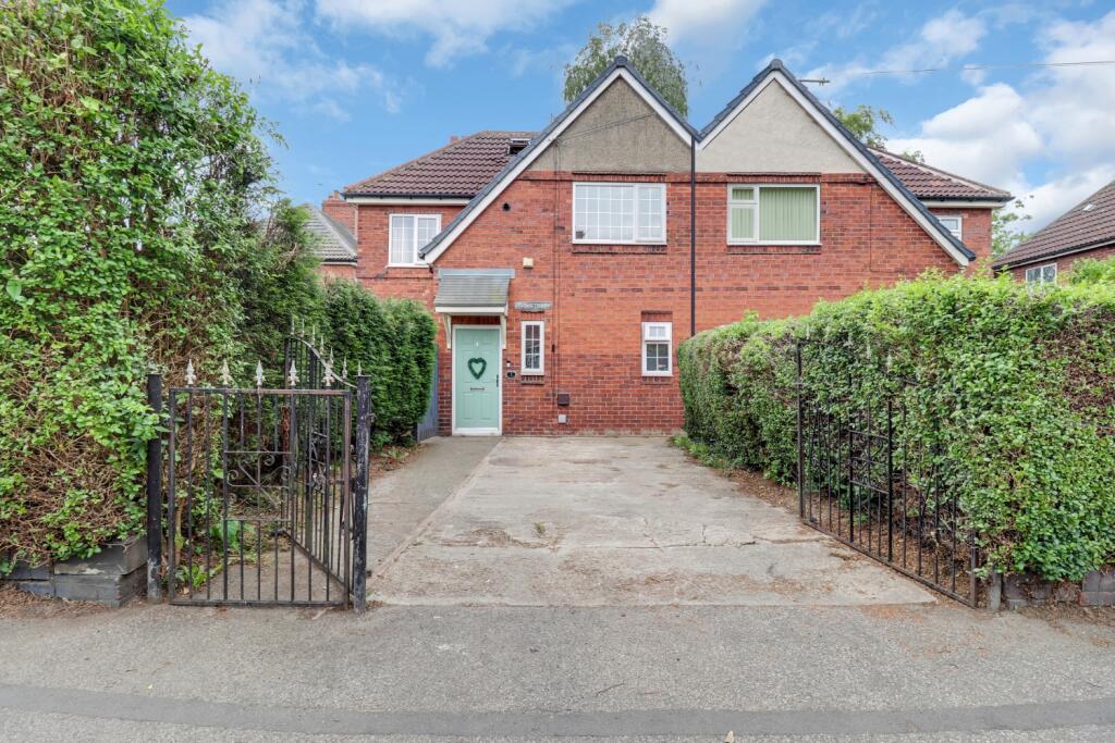 1- Rob Hammond EweMove Pontefract