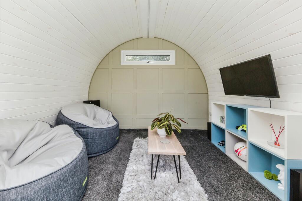 The pod