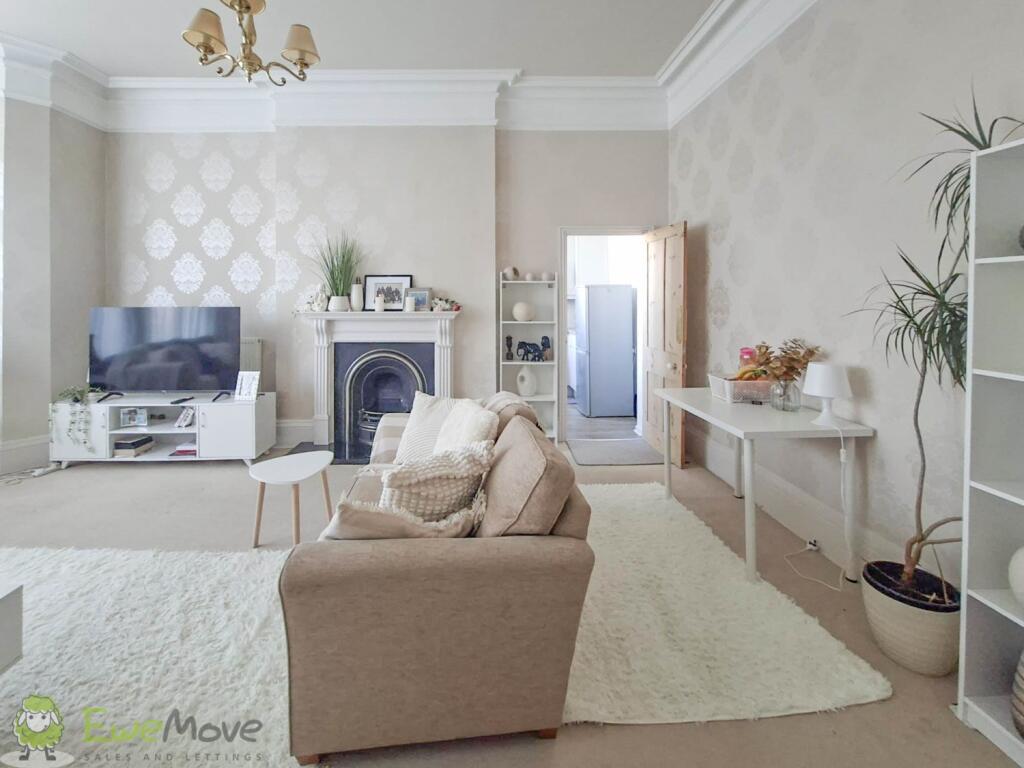 WhatsApp Image 2025-08-18 at 12.11.41 (2)