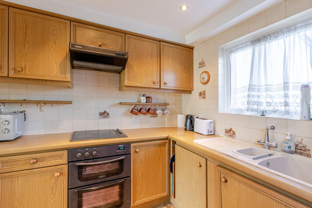Kitchen 2