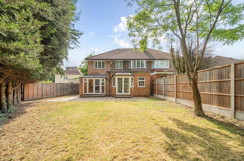 Davidson Frost-Wellings, DFW, Silverston Way, Gard