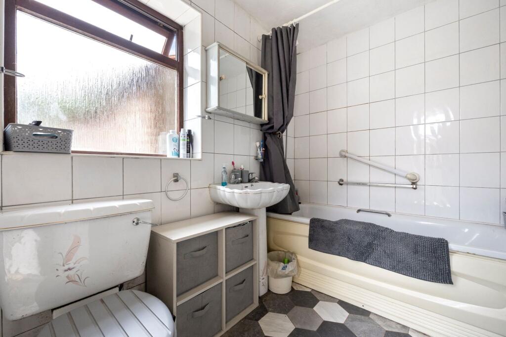 Ground floor bathroom