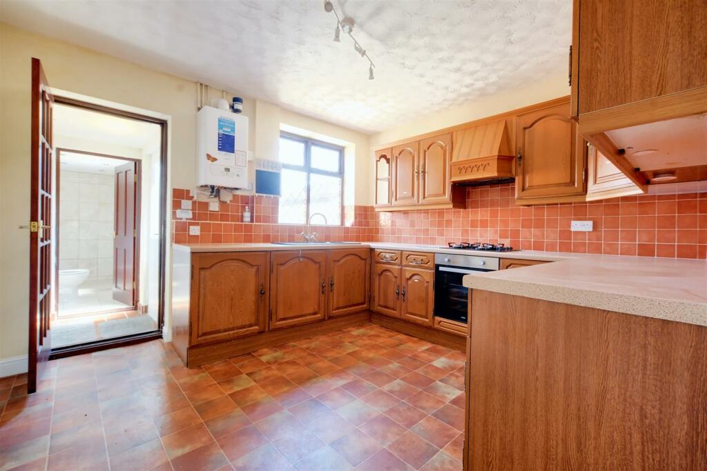 BREAKFAST KITCHEN