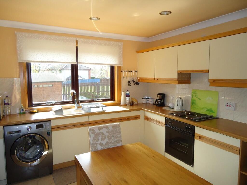 Kitchen.JPG