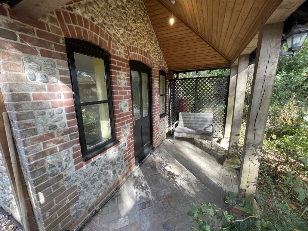 17  Medium  T202510291555.jpg