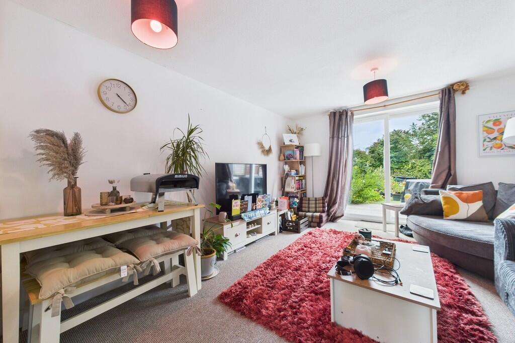 CAM01085G0-PR0612...