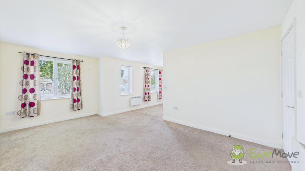 CAM02351G0-PR0074-STILL006