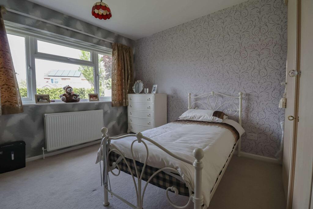 Bedroom 2 (Double)