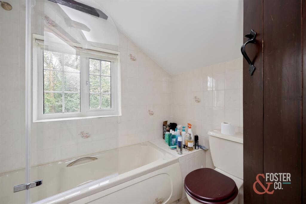 Cuckfield Lane, Stable Cottage-013.jpg