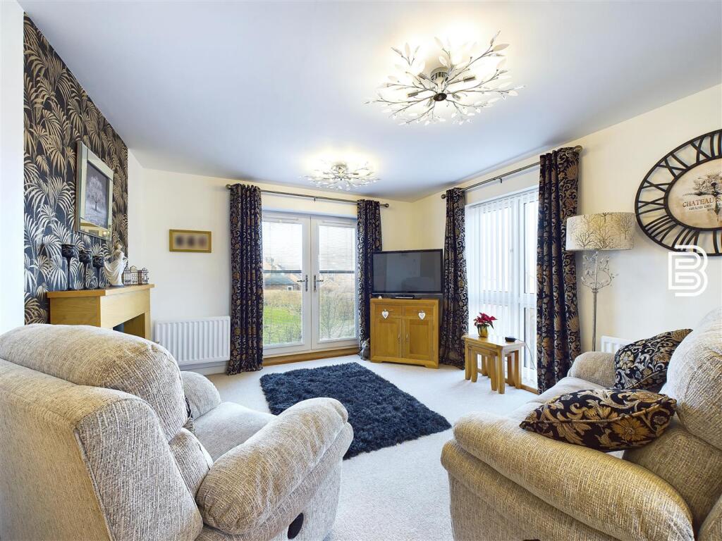 Living Kitchen (4).jpg