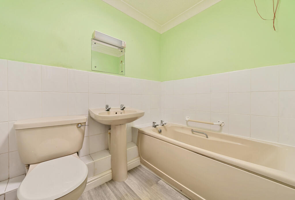 1305256-11-68401d...