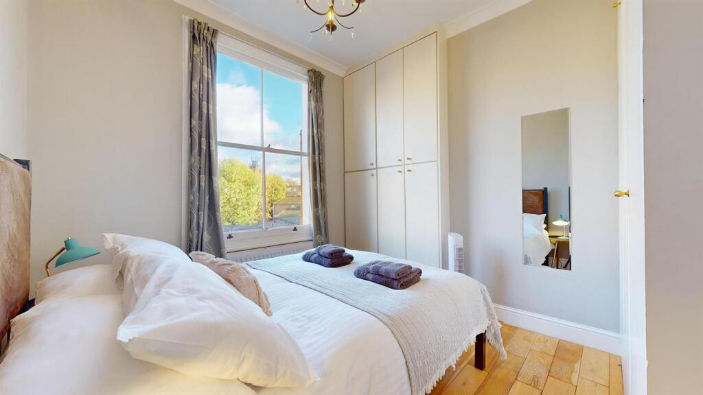 30Kempsfordbed.jpg
