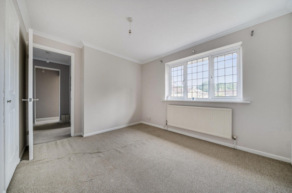 1340340-12-689da1...