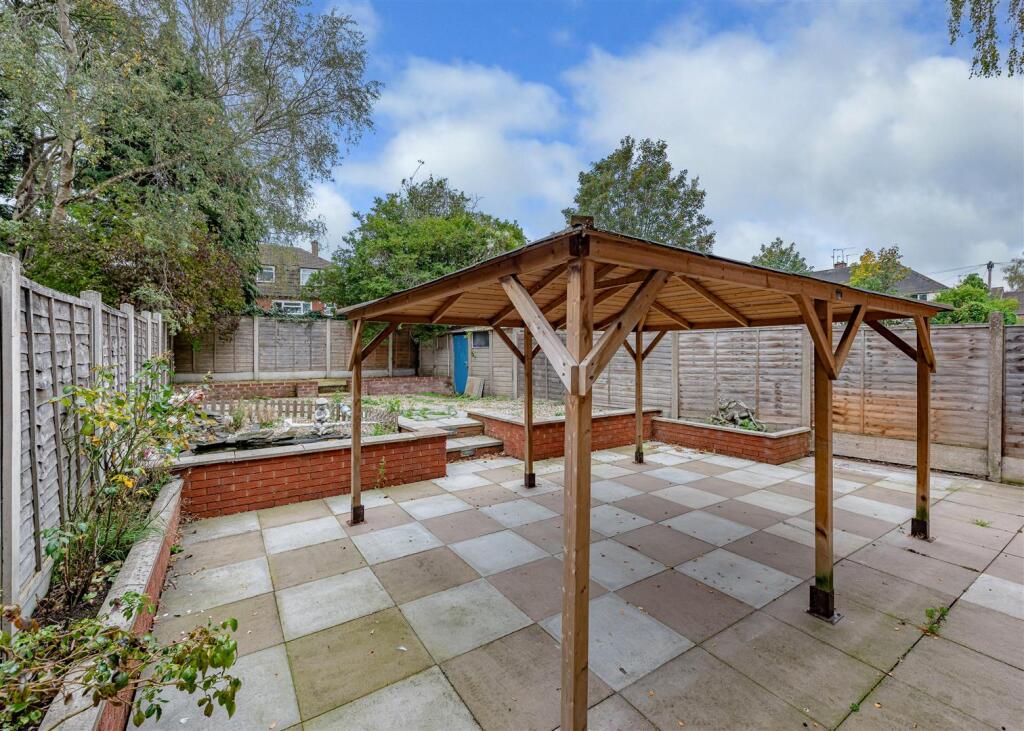 3 Lilac Drive-13.jpg