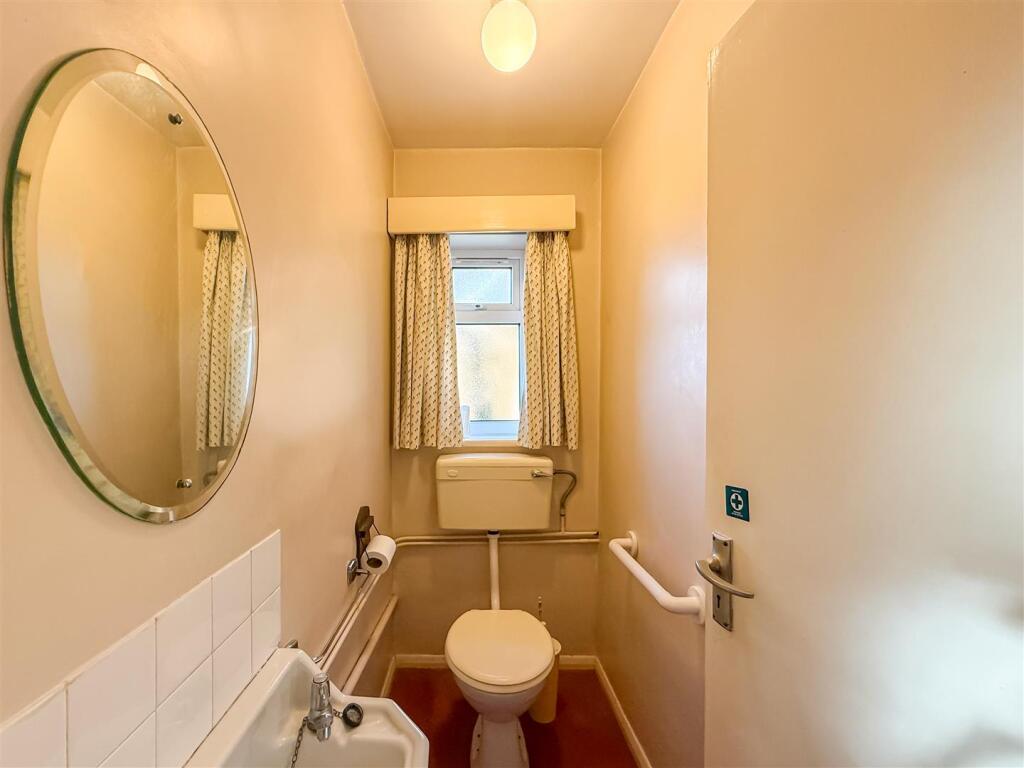 cloakroom