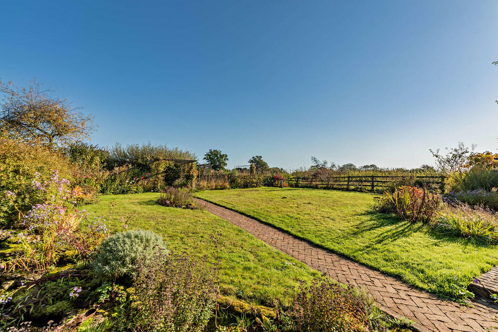 8622708-exterior0...