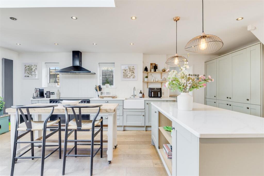 Baldock Road 72-26.jpg