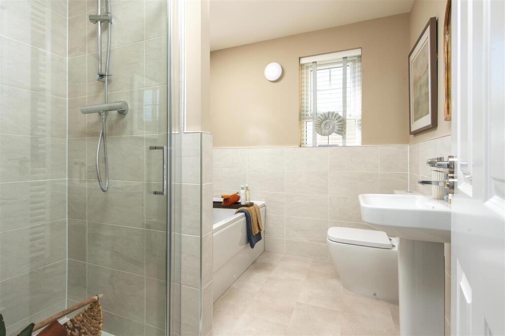 032 BYW_ImperialCourt_Ilkley_Moreton_5bed_LowRes.j