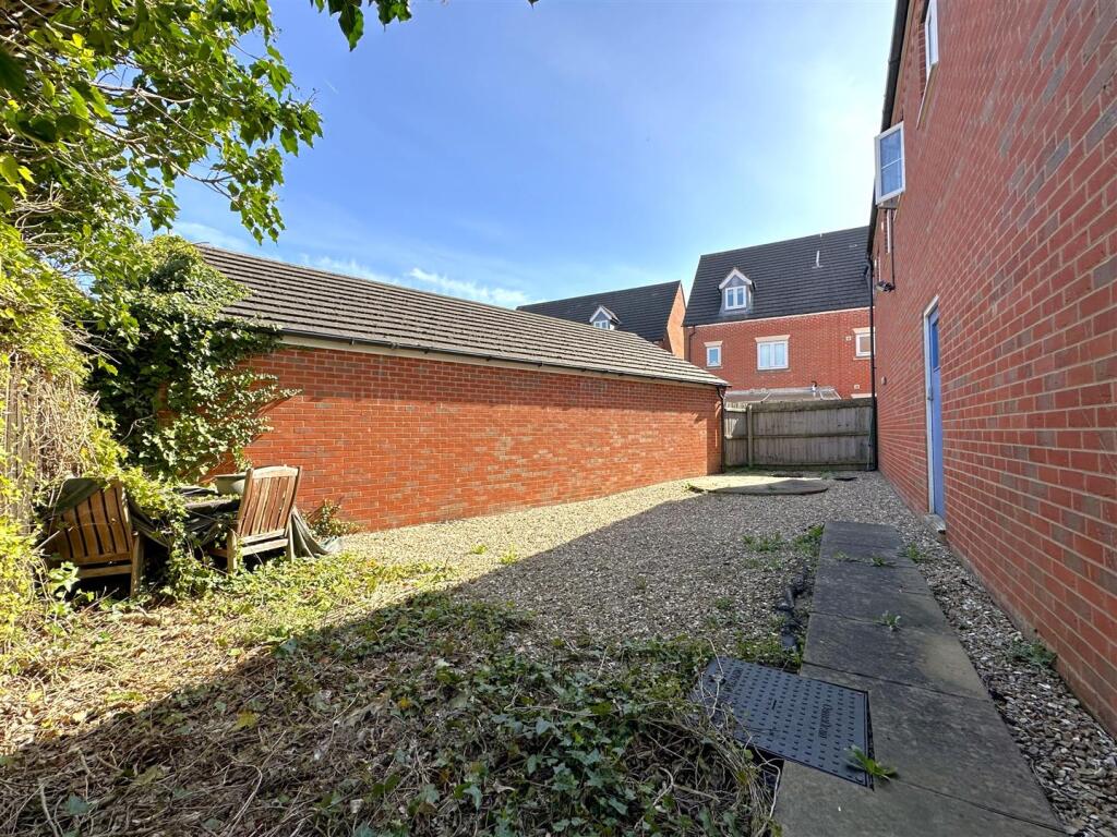 Enclosed Rear Garden 234