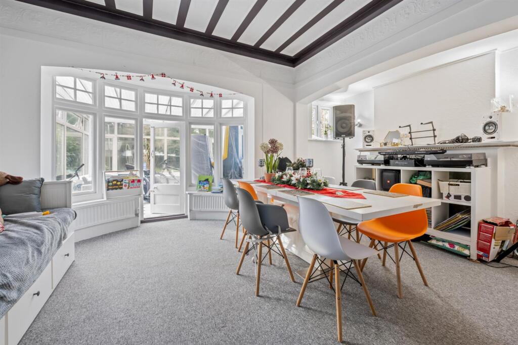 98 Lowther Road - 12.jpg