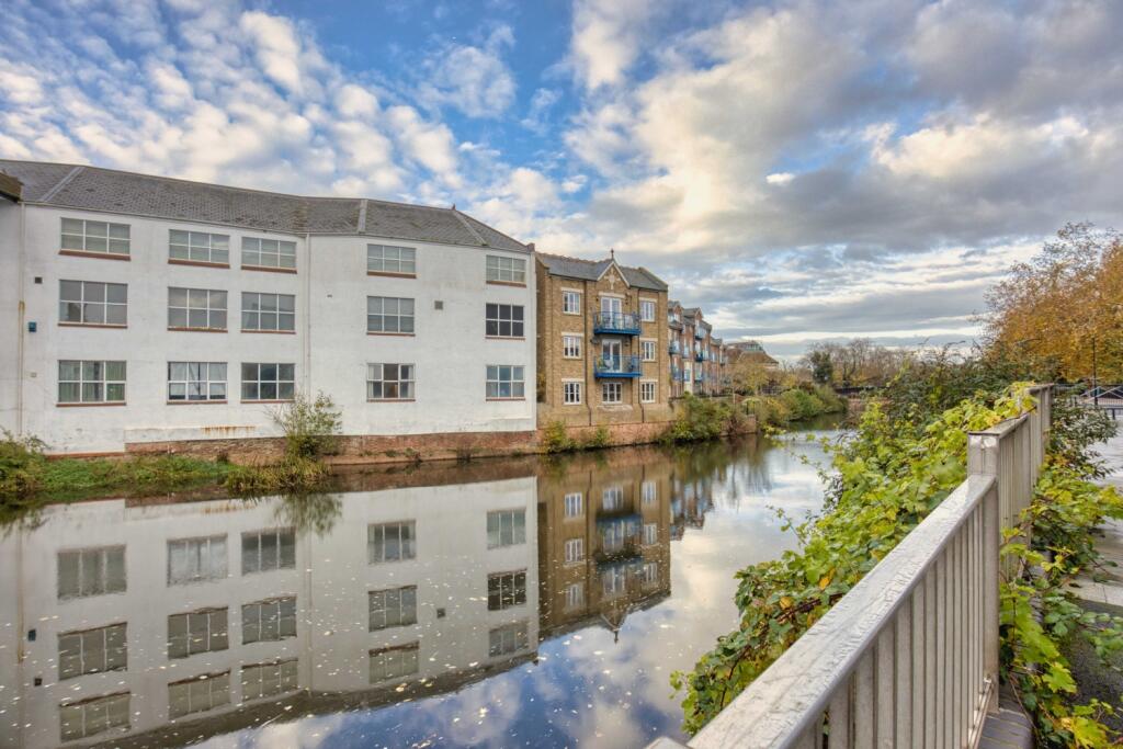 Ewemove - The Jetty (6)