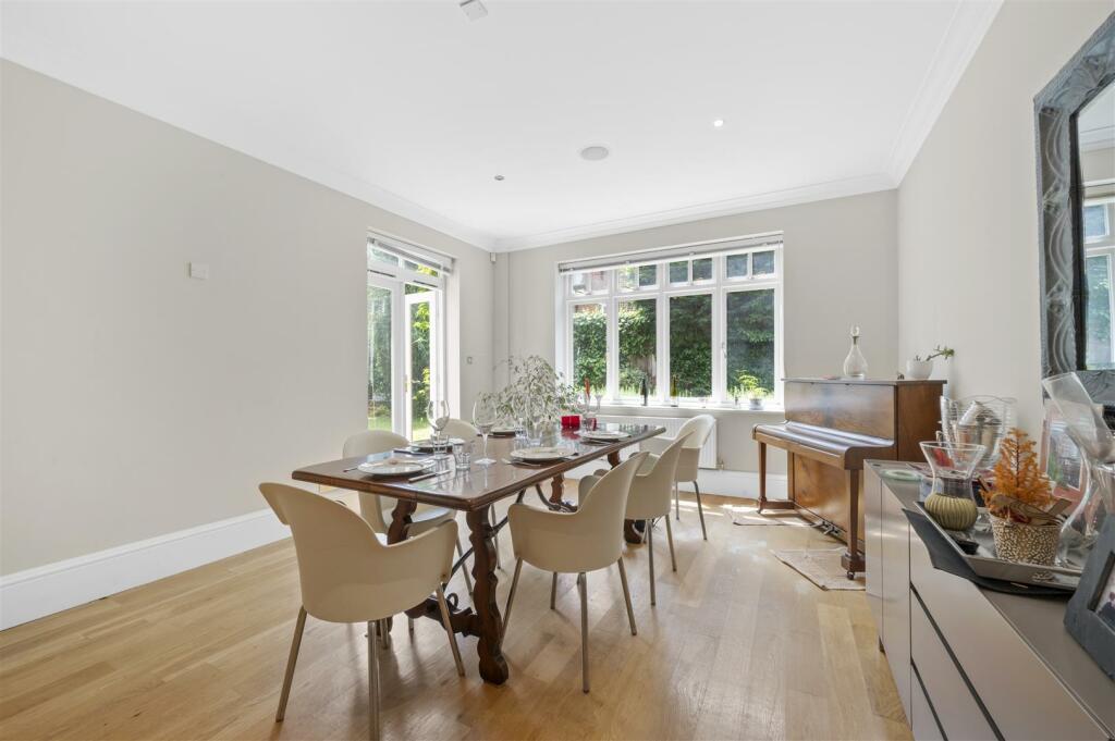 29 Bathgate Road,14.jpg
