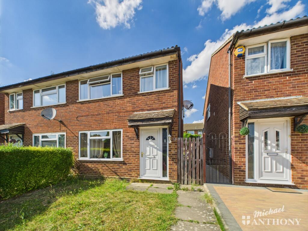 CAM02773G0-PR0325-STILL016