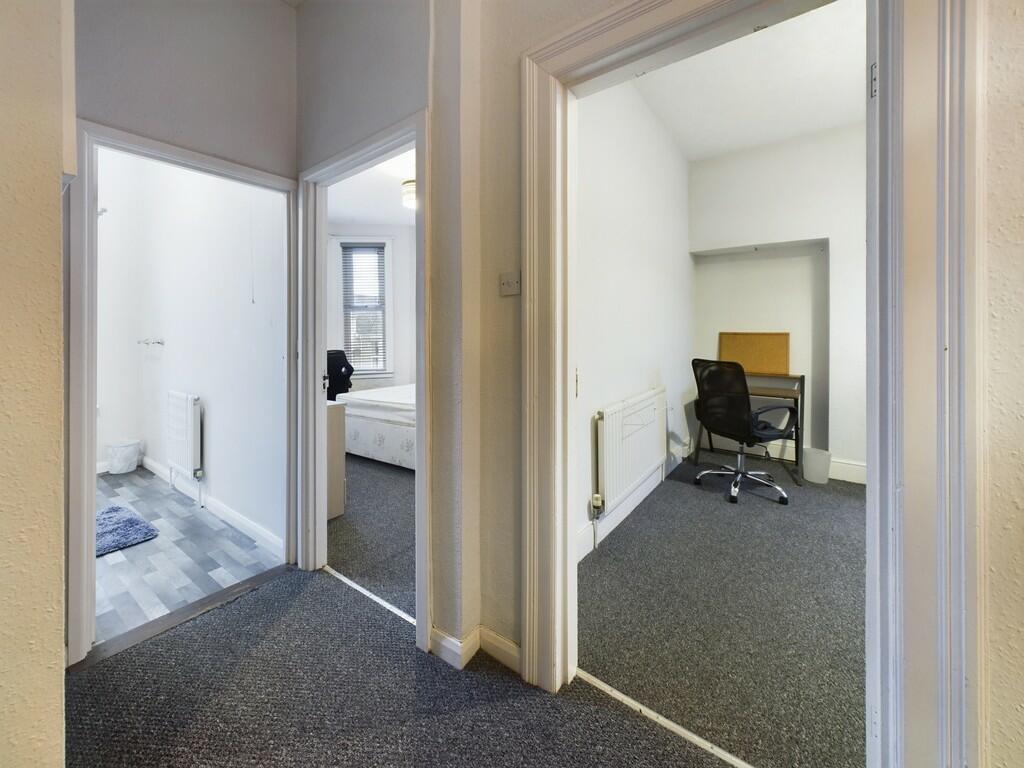 CAM03974G0-PR0066...