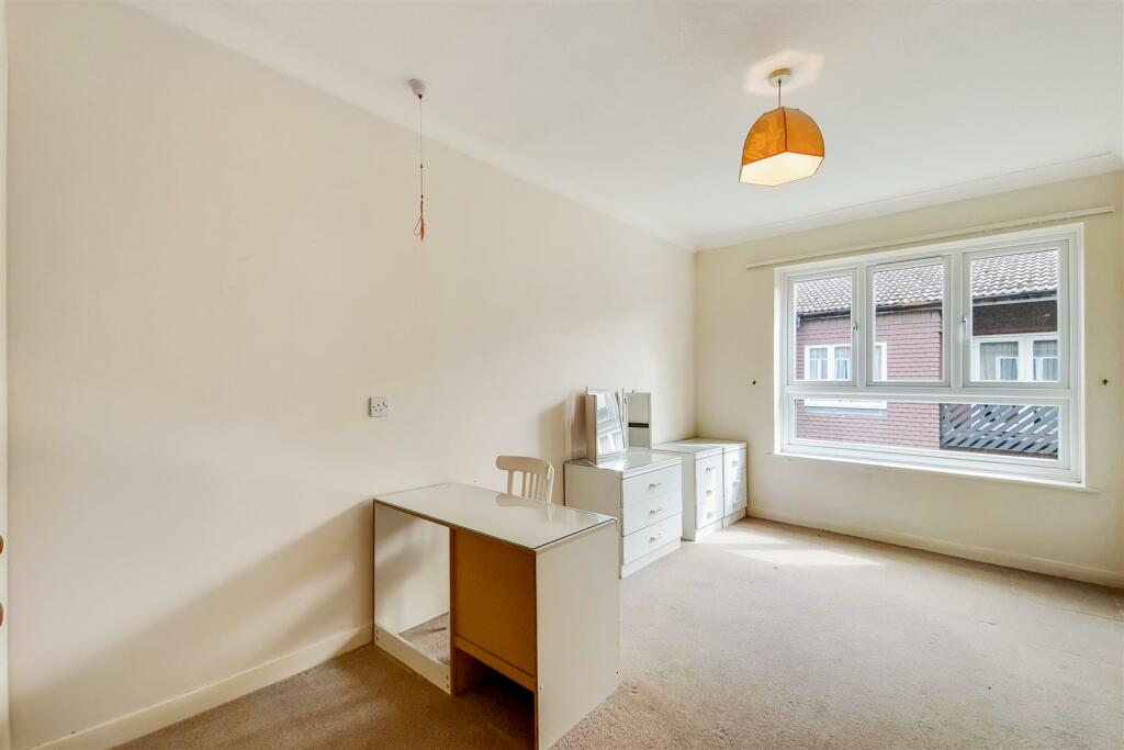 4_Bedroom-2.jpg
