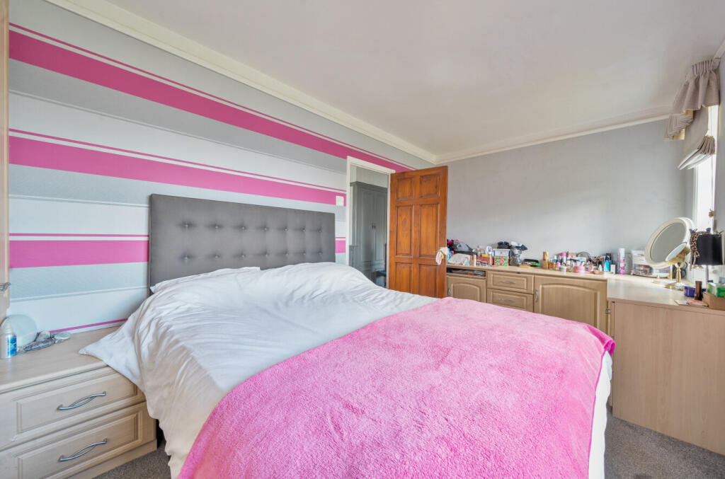 19-6821eaf05847d-...