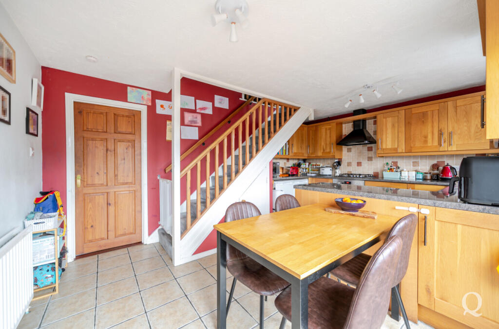 aa593656-e29a-4b1...