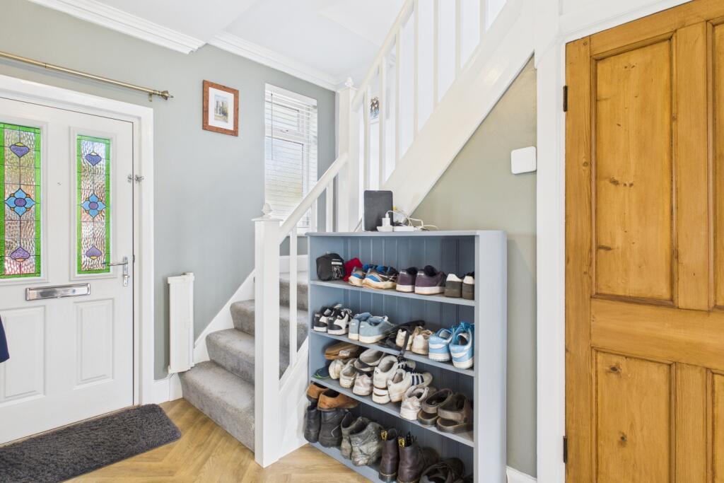 CAM03162G0-PR0344-STILL012