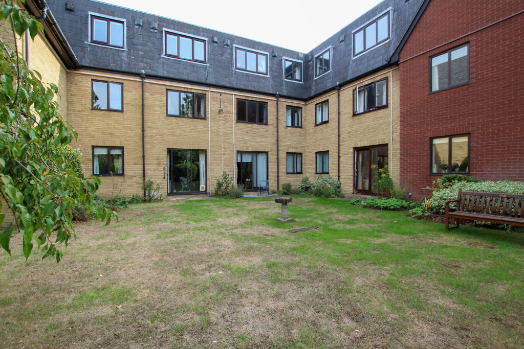 Rear Communal Garden