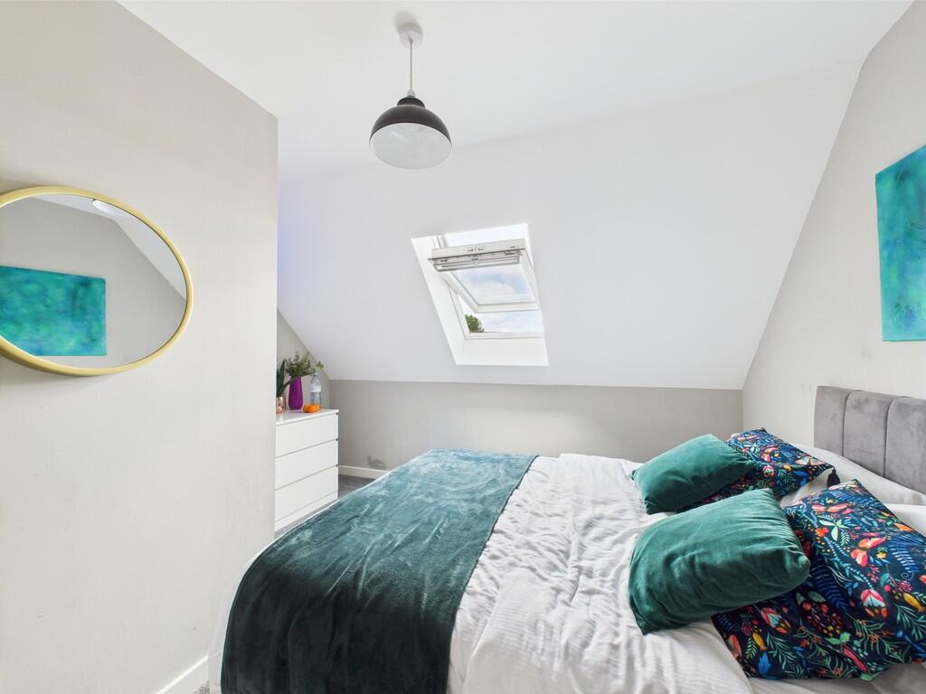 CAM01835G0-PR0205...