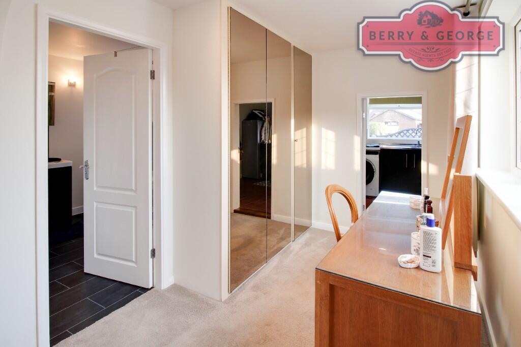 DRESSING ROOM